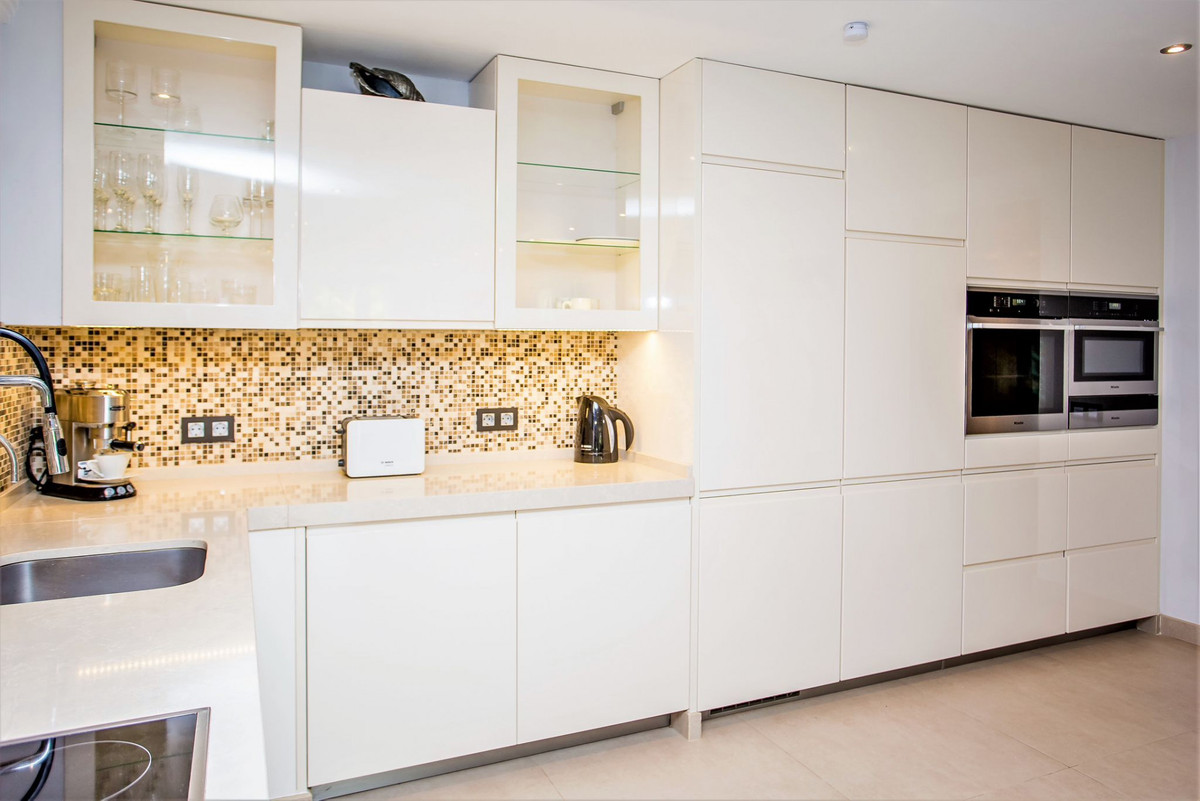 Huis te koop in San Pedro de Alcántara | 8 slaapkamers H4631002