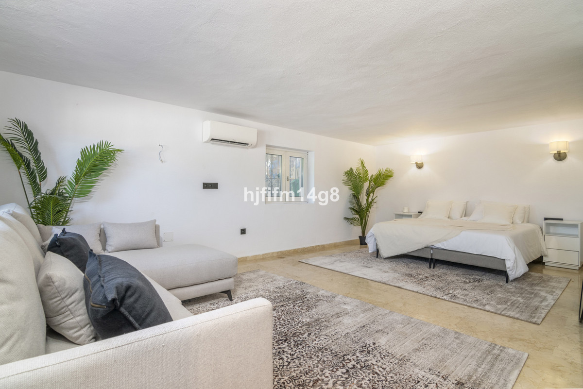 Huis te koop in San Pedro de Alcántara | 7 slaapkamers H4646440