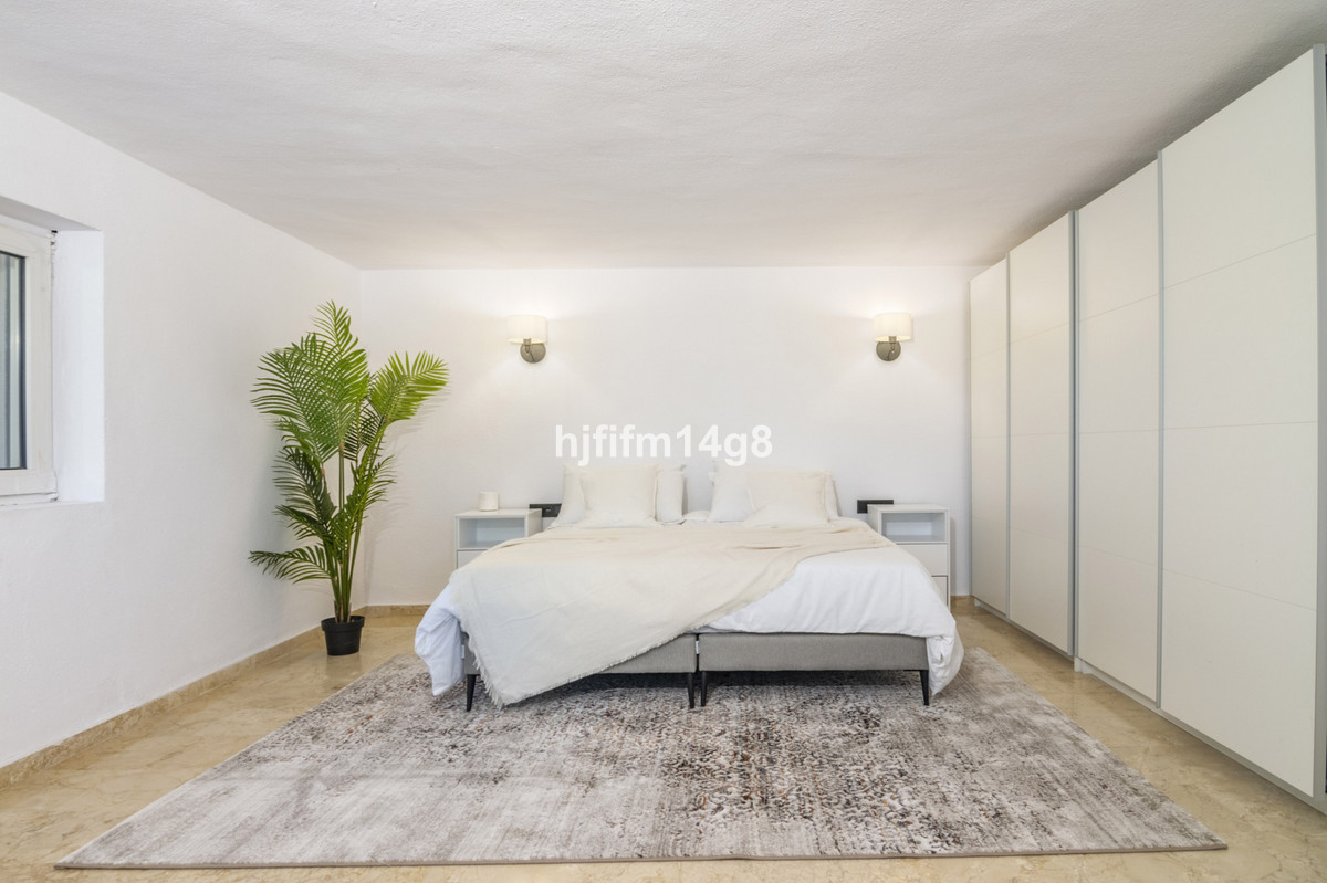 Huis te koop in San Pedro de Alcántara | 7 slaapkamers H4646440