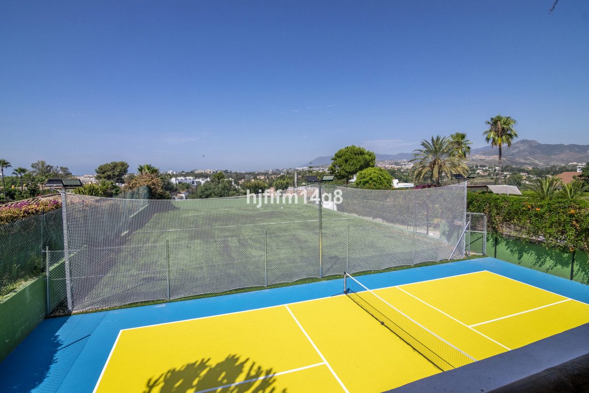 Huis te koop in San Pedro de Alcántara | 7 slaapkamers H4646440