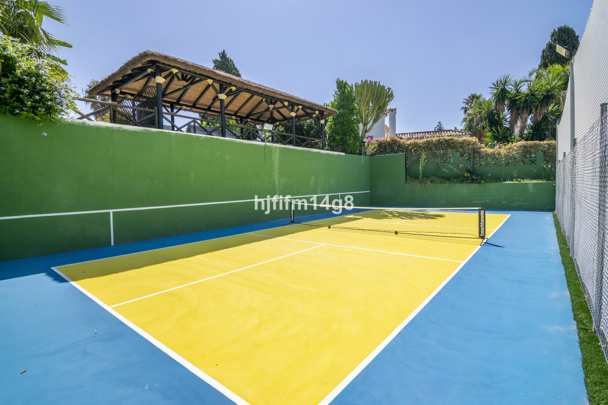 Huis te koop in San Pedro de Alcántara | 7 slaapkamers H4646440