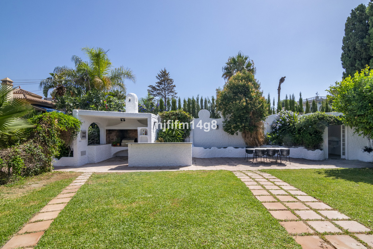 Huis te koop in San Pedro de Alcántara | 7 slaapkamers H4646440