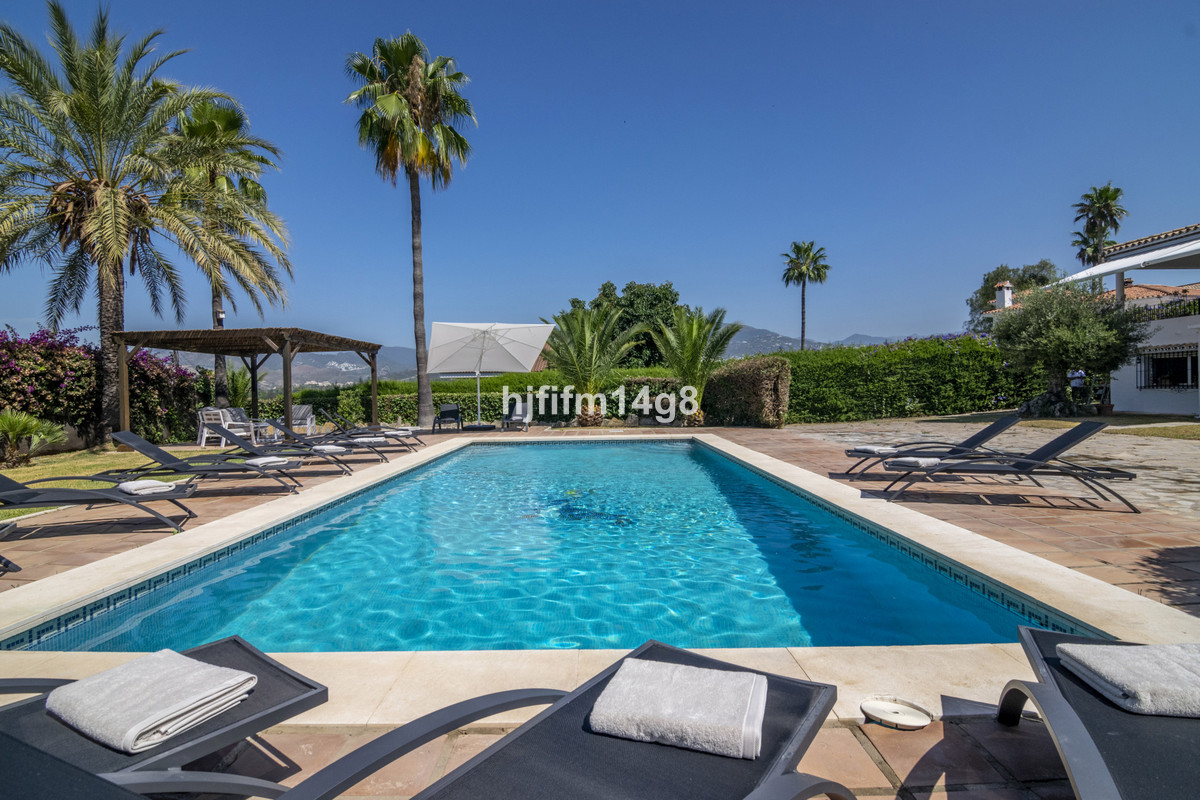 Huis te koop in San Pedro de Alcántara | 7 slaapkamers H4646440