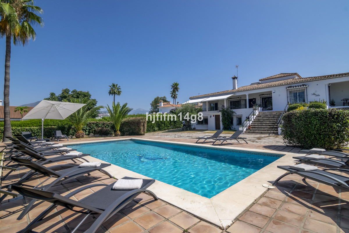 Huis te koop in San Pedro de Alcántara | 7 slaapkamers H4646440