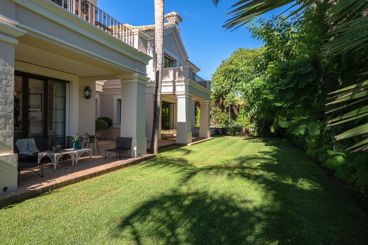 Vrijstaande Villa in San Pedro de Alcántara-81