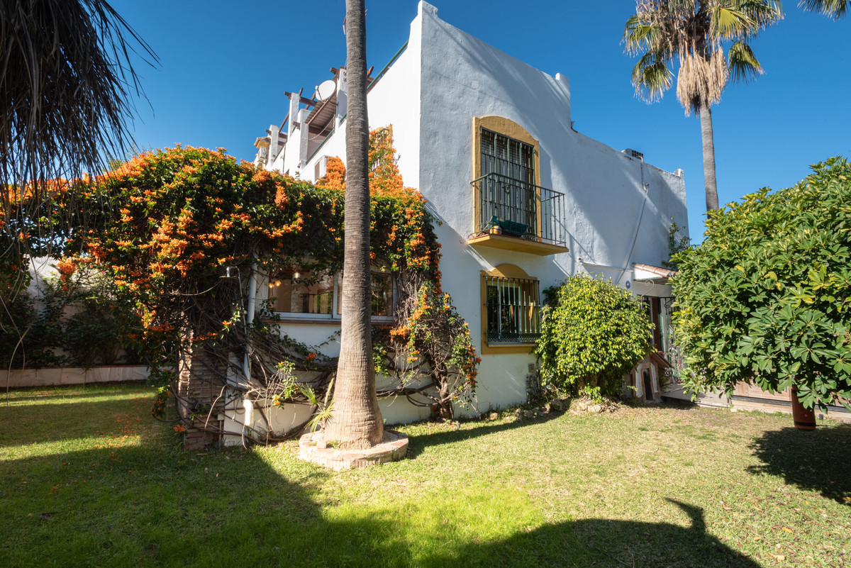 Geschakelde Woning in San Pedro de Alcántara-1