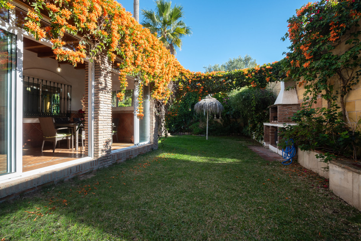 Geschakelde Woning in San Pedro de Alcántara-3