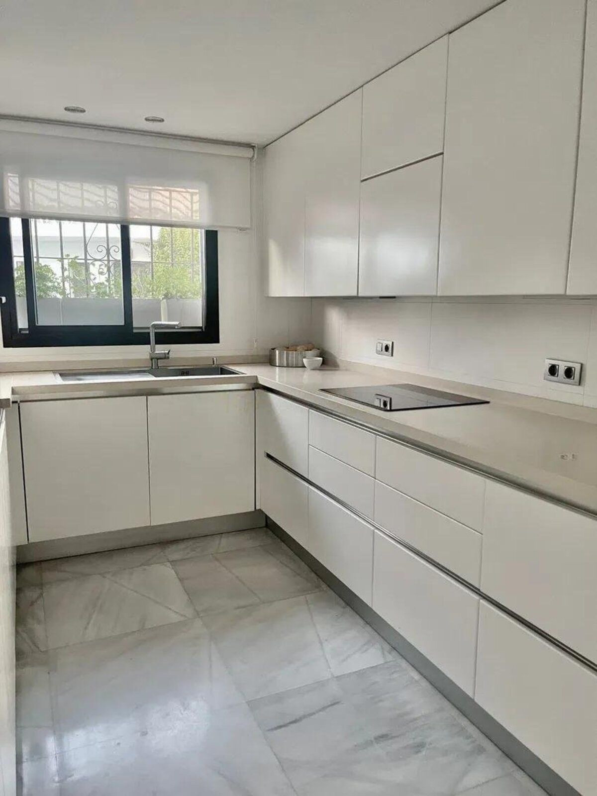 Huis te koop in San Pedro de Alcántara | 6 slaapkamers H5014018