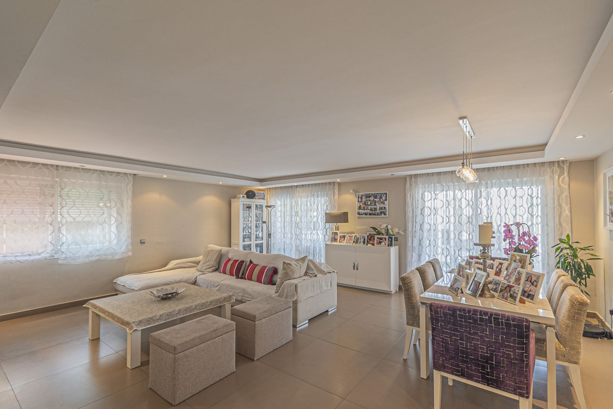 Huis te koop in San Pedro de Alcántara | 5 slaapkamers H5076394