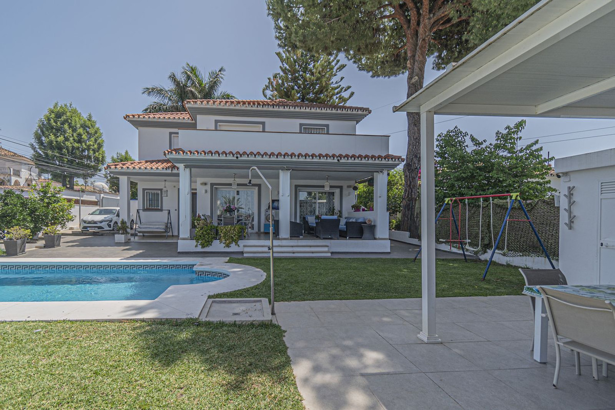Huis te koop in San Pedro de Alcántara | 5 slaapkamers H5076394