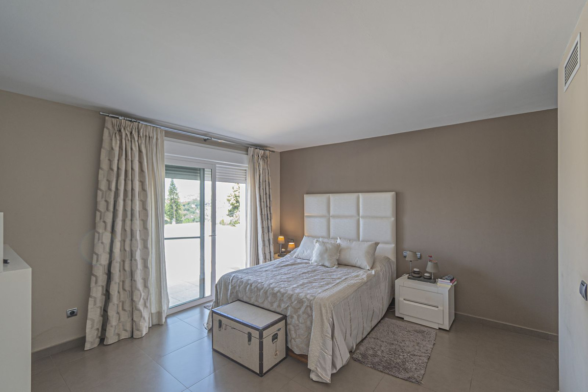 Huis te koop in San Pedro de Alcántara | 5 slaapkamers H5076394