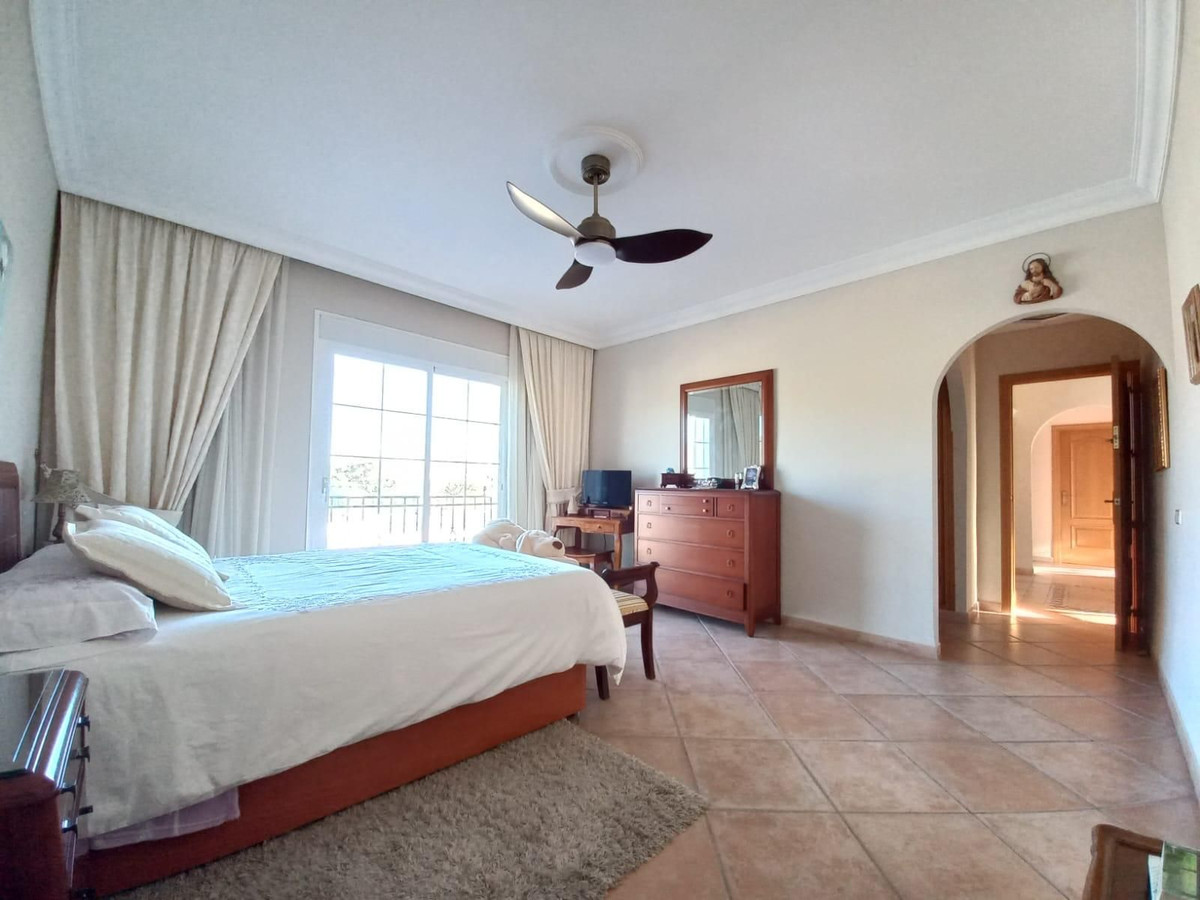 Huis te koop in San Pedro de Alcántara | 5 slaapkamers H5107402