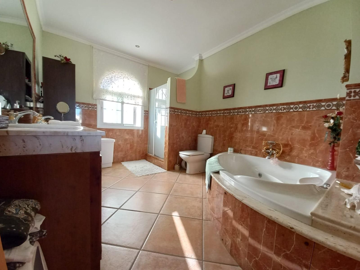 Huis te koop in San Pedro de Alcántara | 5 slaapkamers H5107402