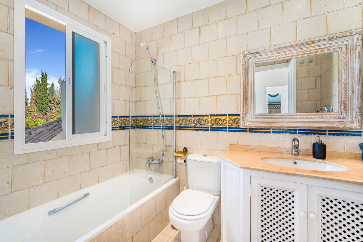 Huis te koop in San Pedro de Alcántara | 5 slaapkamers H5133661