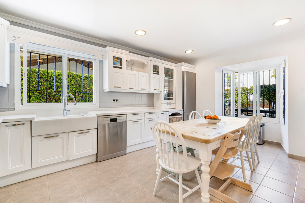 Huis te koop in San Pedro de Alcántara | 5 slaapkamers H5133661
