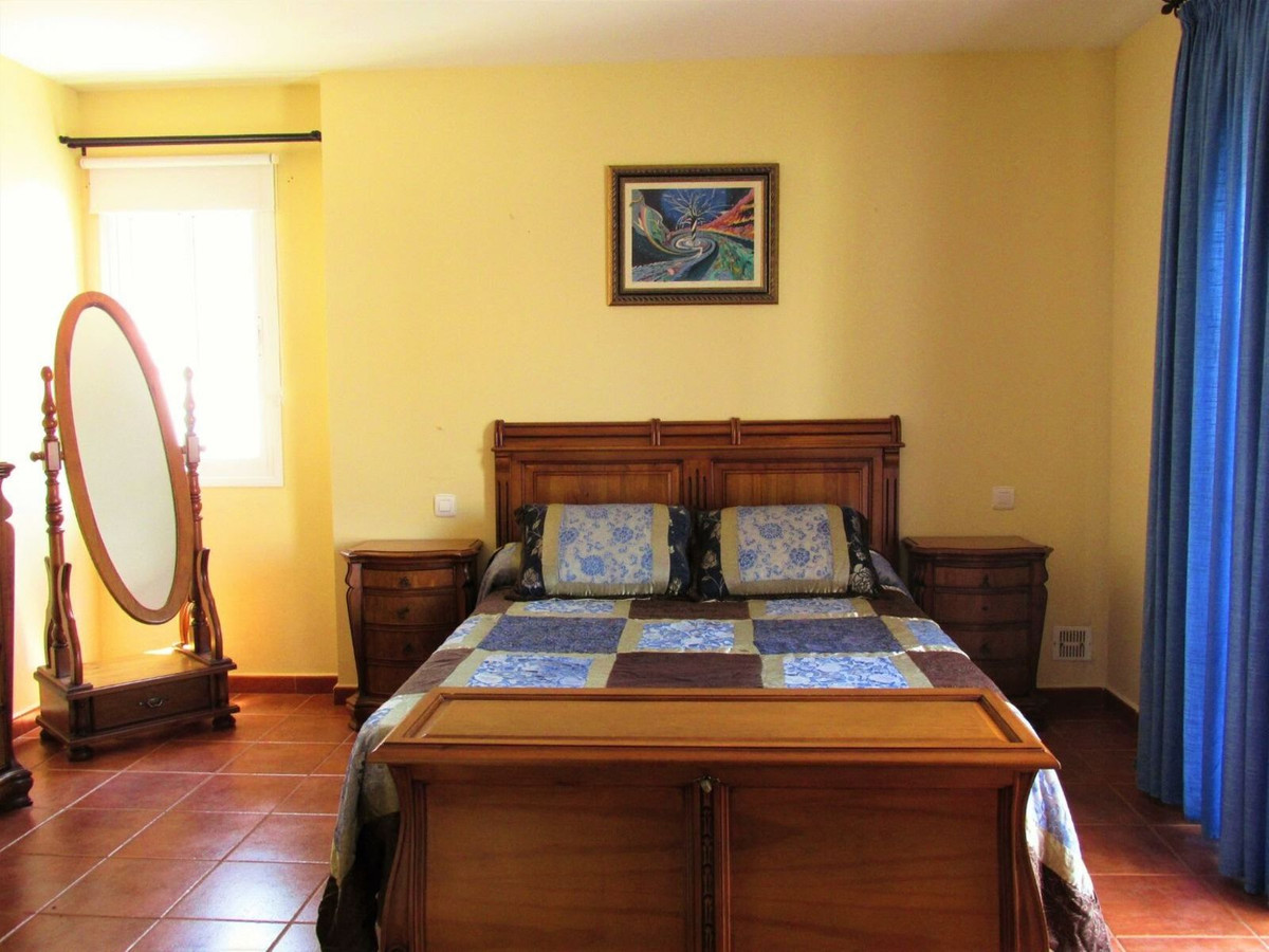 Huis te koop in San Pedro de Alcántara | 6 slaapkamers H5150074