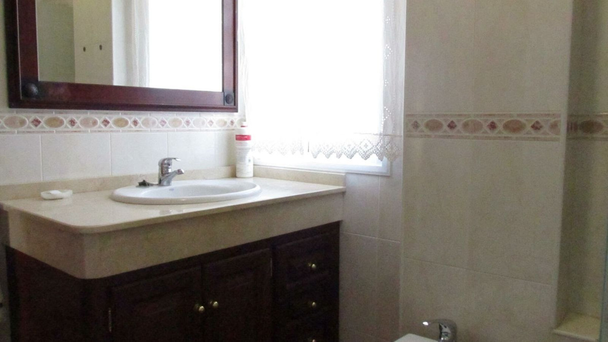 Huis te koop in San Pedro de Alcántara | 6 slaapkamers H5150074