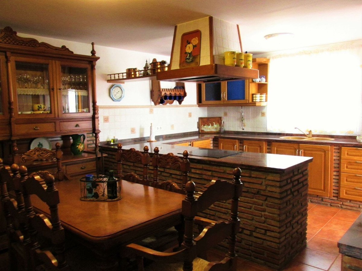 Huis te koop in San Pedro de Alcántara | 6 slaapkamers H5150074