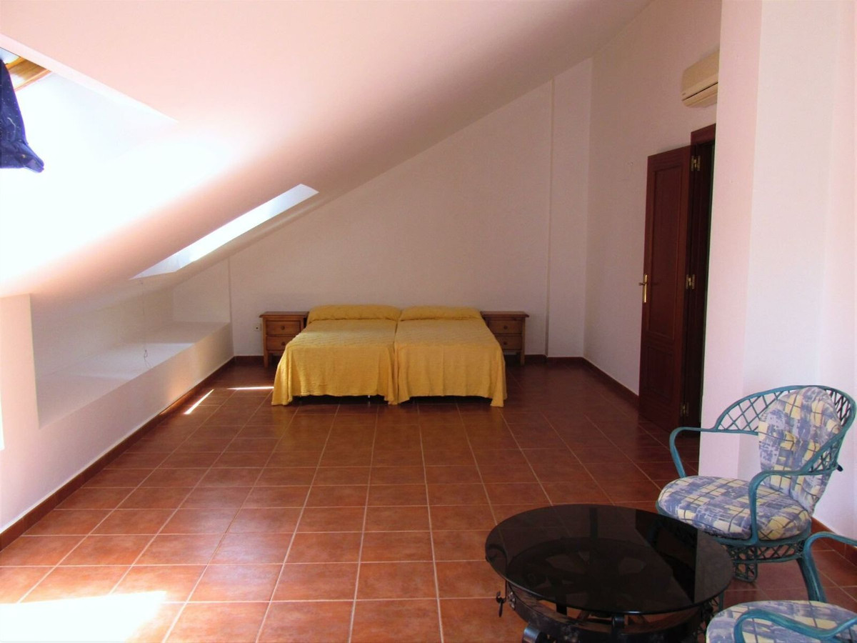 Huis te koop in San Pedro de Alcántara | 6 slaapkamers H5150074