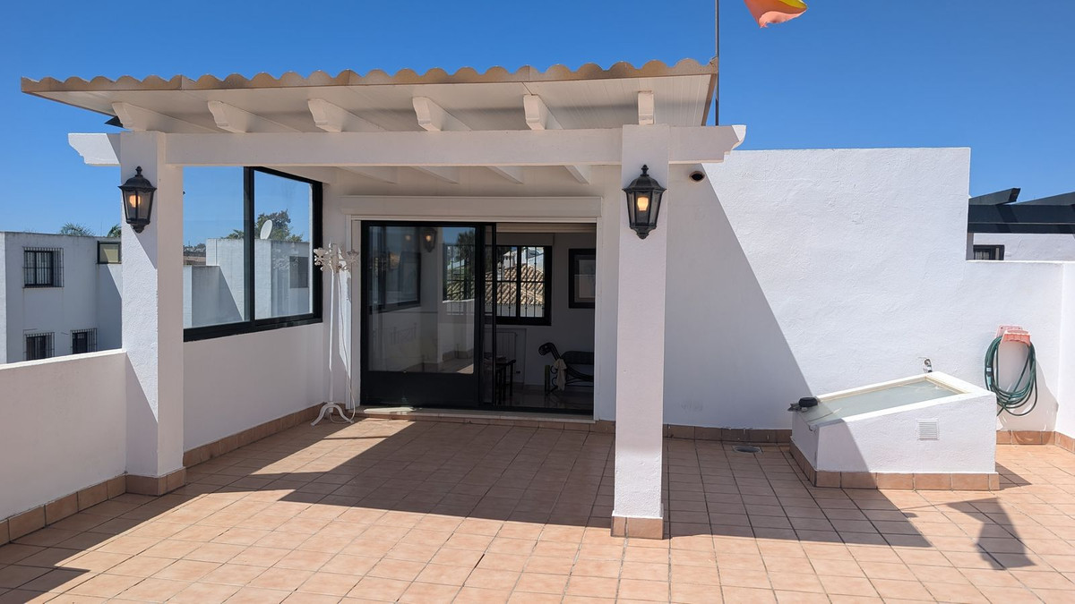 Huis te koop in San Pedro de Alcántara | 4 slaapkamers H5152978