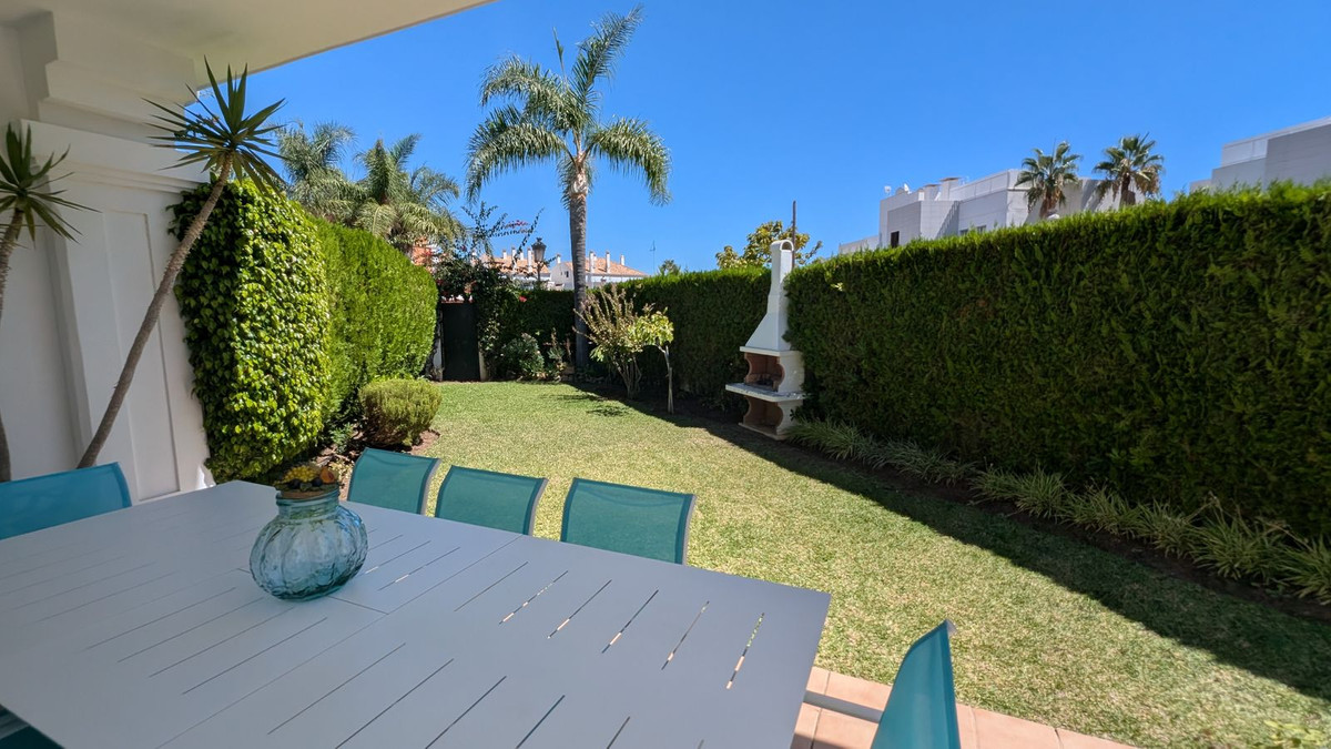 Huis te koop in San Pedro de Alcántara | 4 slaapkamers H5152978