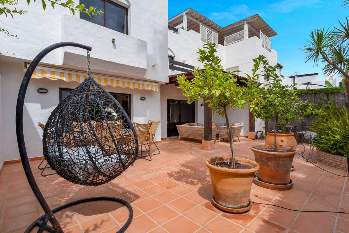 Huis te koop in San Pedro de Alcántara | 4 slaapkamers H5159788