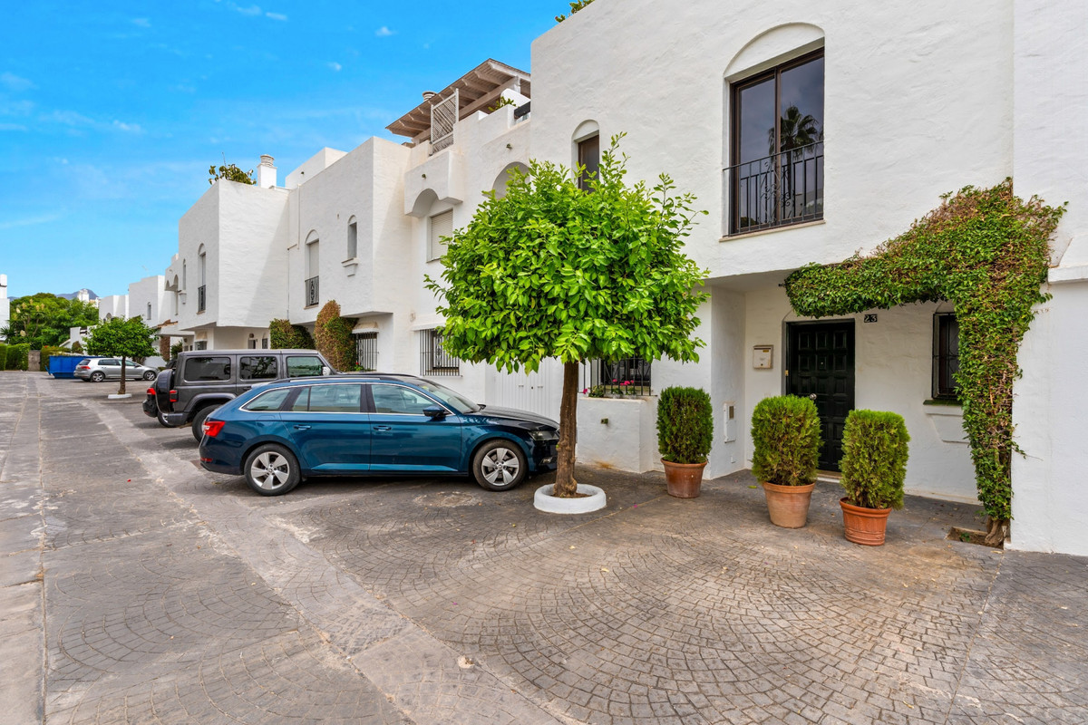 Huis te koop in San Pedro de Alcántara | 4 slaapkamers H5159788