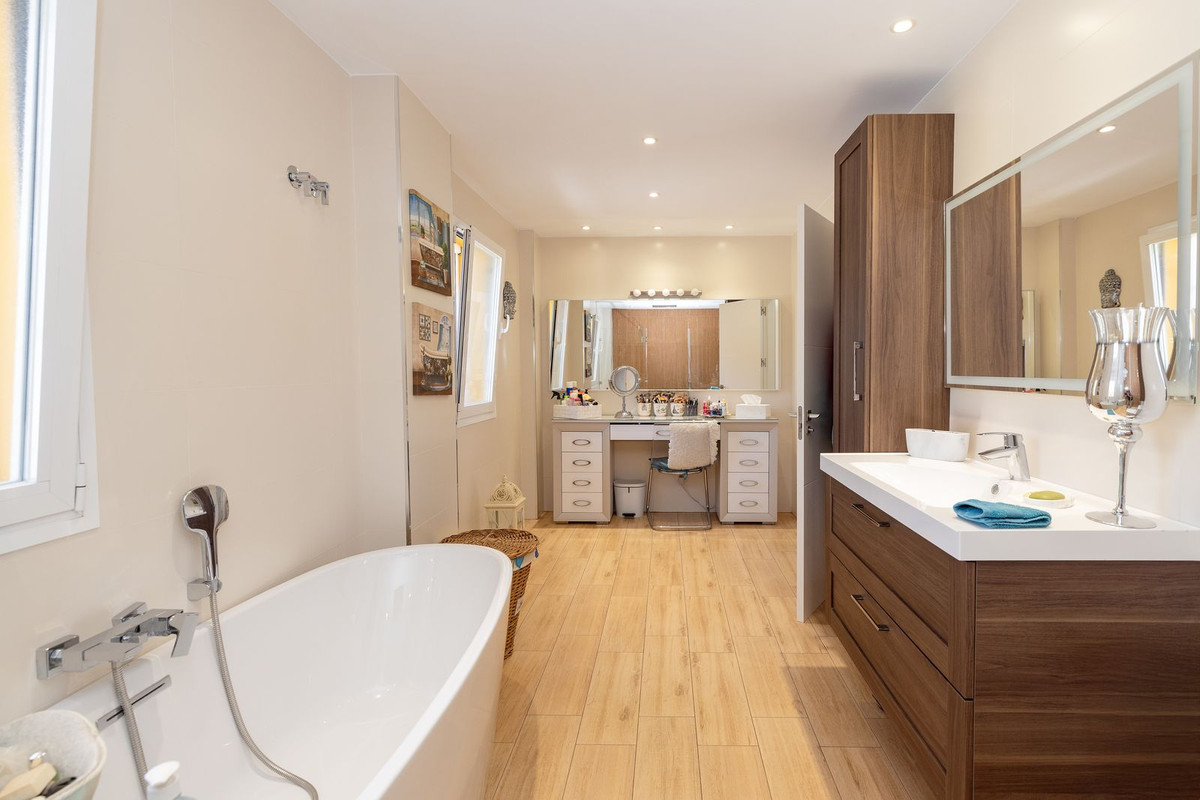 Property main view 15