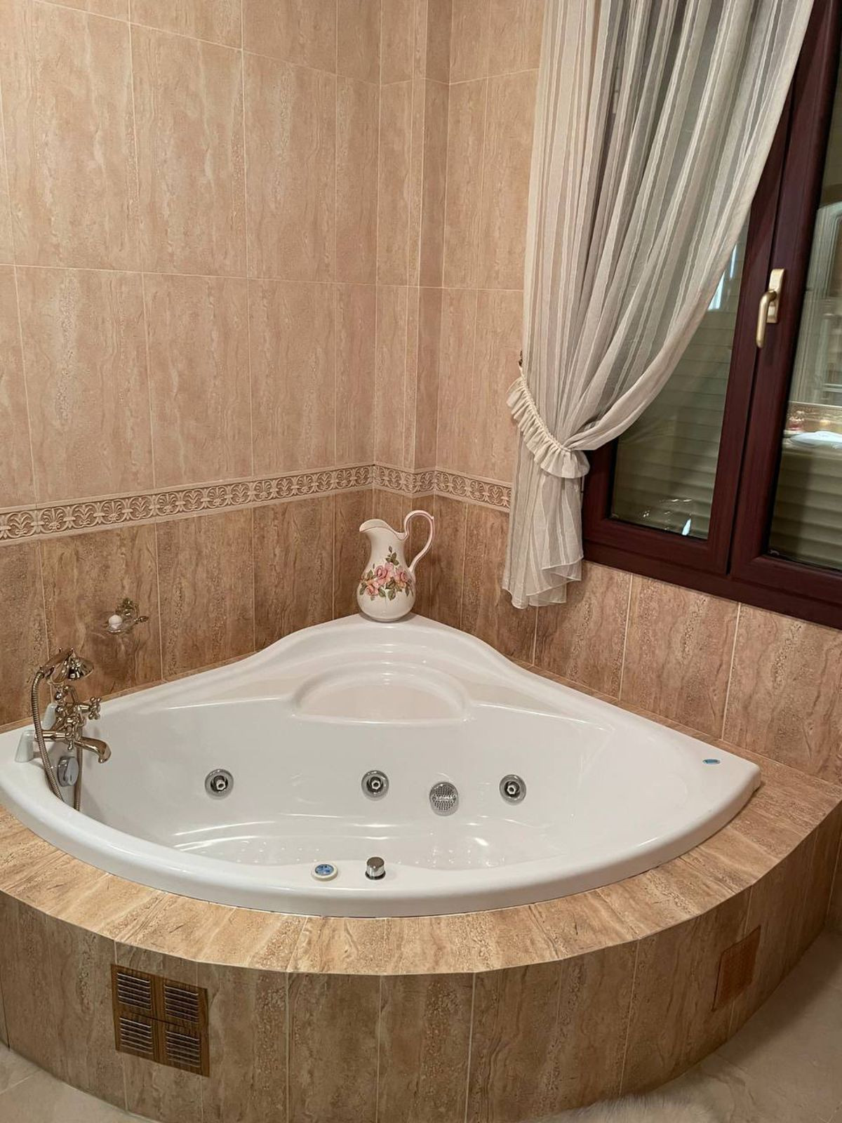 Property main view 15