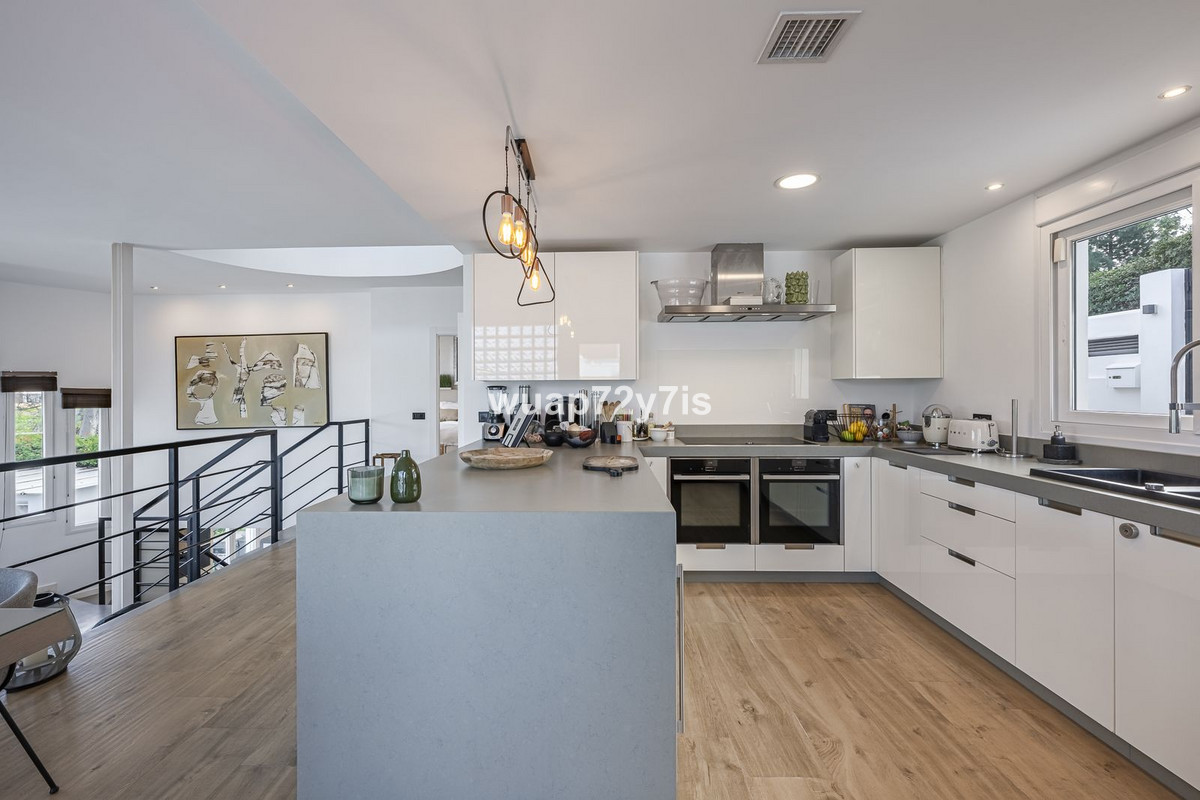 Huis te koop in San Pedro de Alcántara | 4 slaapkamers H5264866