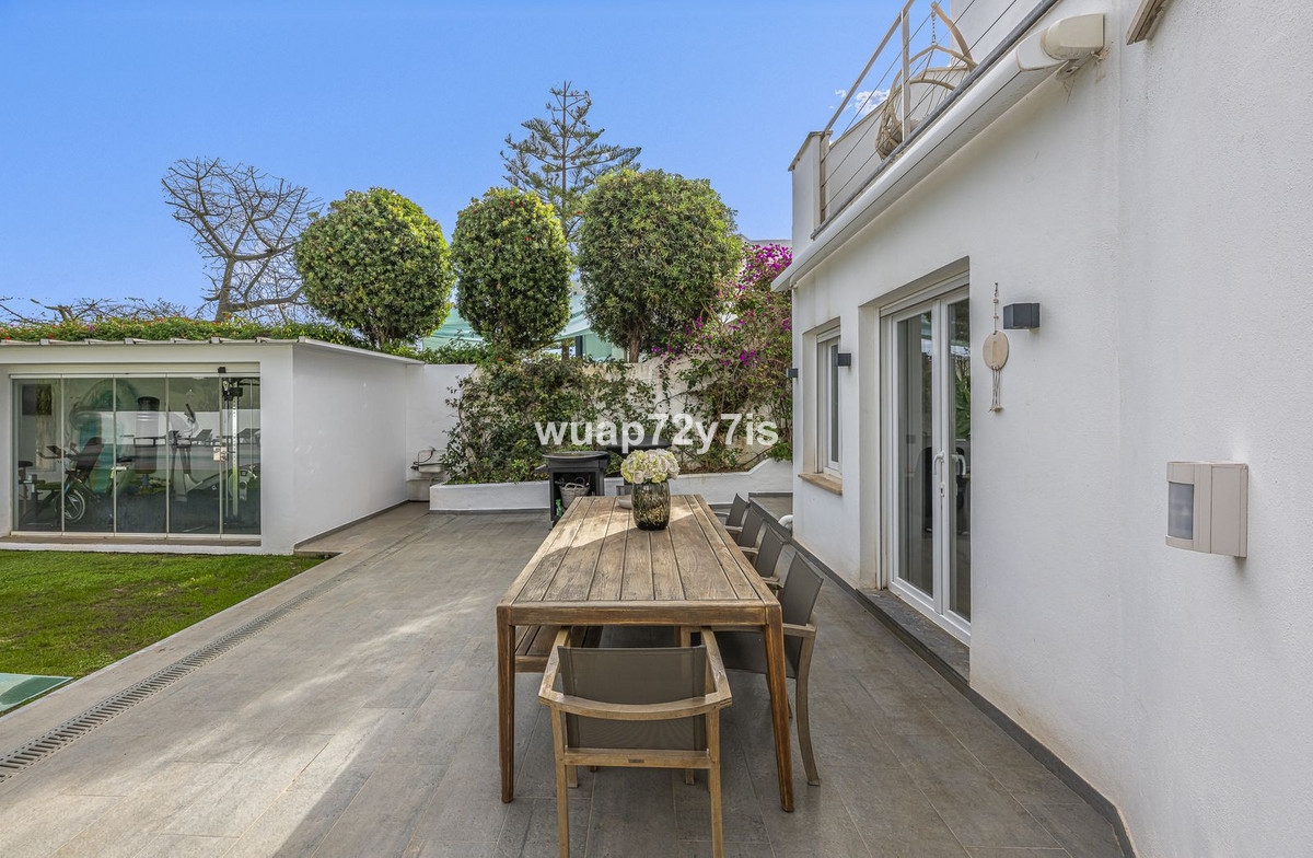 Huis te koop in San Pedro de Alcántara | 4 slaapkamers H5264866