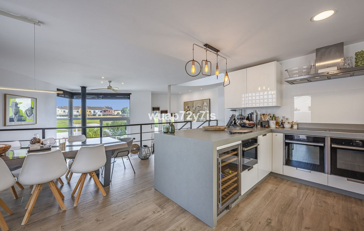 Huis te koop in San Pedro de Alcántara | 4 slaapkamers H5264866