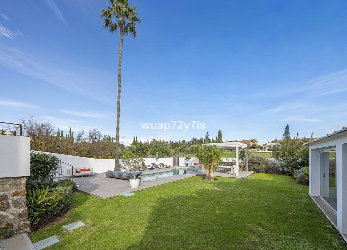 Huis te koop in San Pedro de Alcántara | 4 slaapkamers H5264866