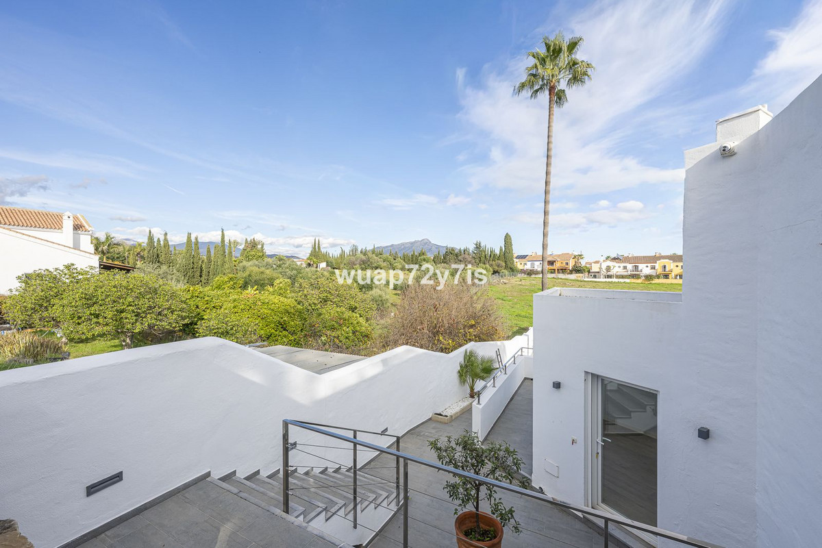 Huis te koop in San Pedro de Alcántara | 4 slaapkamers H5264866