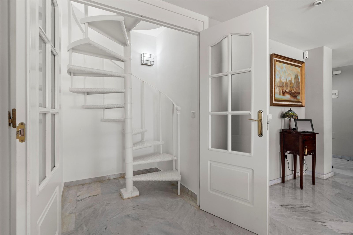 Appartement te koop in San Pedro de Alcántara | 3 slaapkamers H5289496