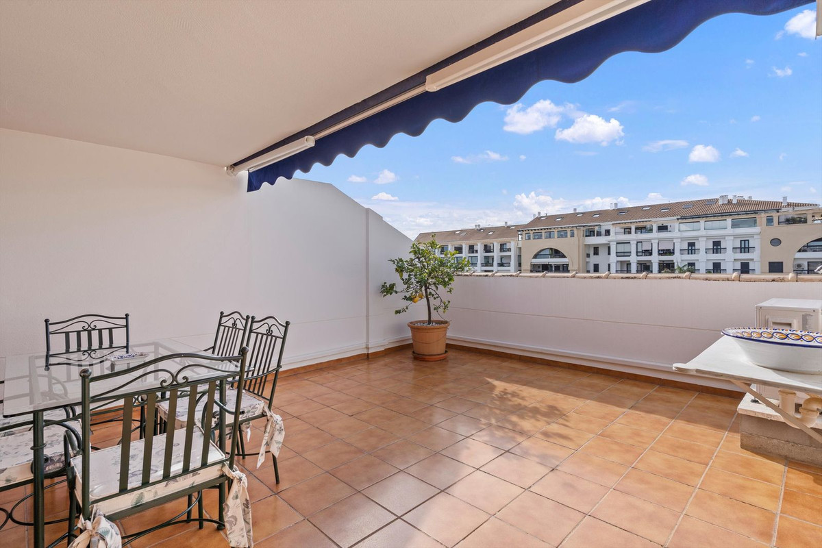 Appartement te koop in San Pedro de Alcántara | 3 slaapkamers H5289496