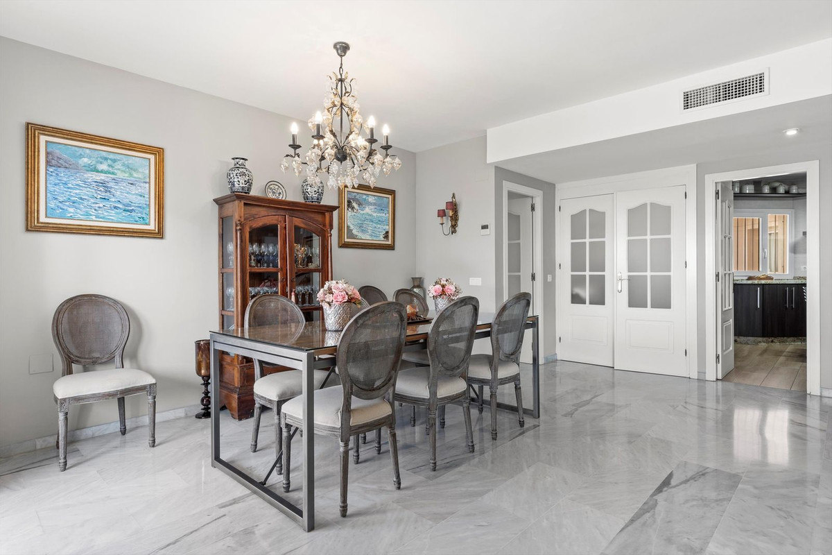 Appartement te koop in San Pedro de Alcántara | 3 slaapkamers H5289496