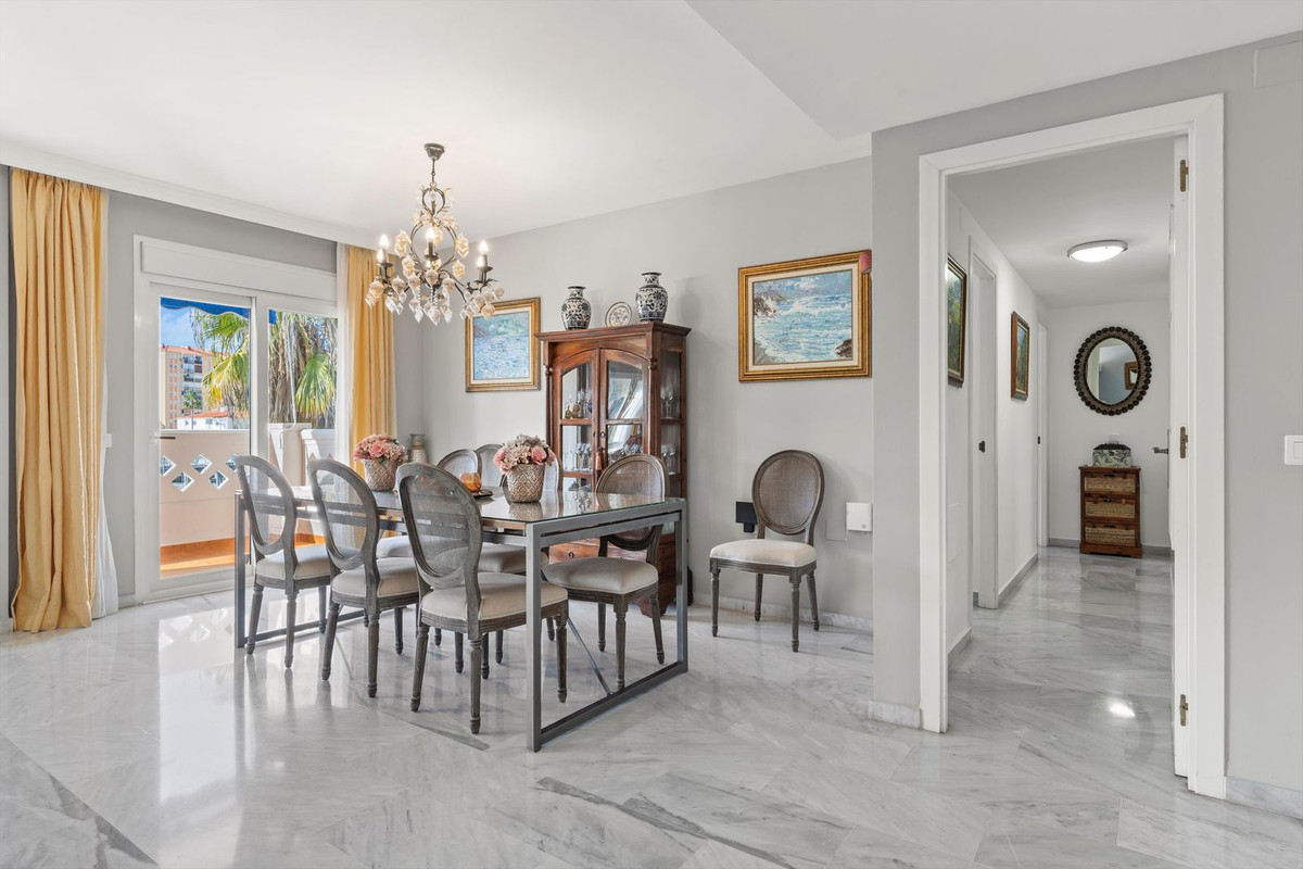 Appartement te koop in San Pedro de Alcántara | 3 slaapkamers H5289496