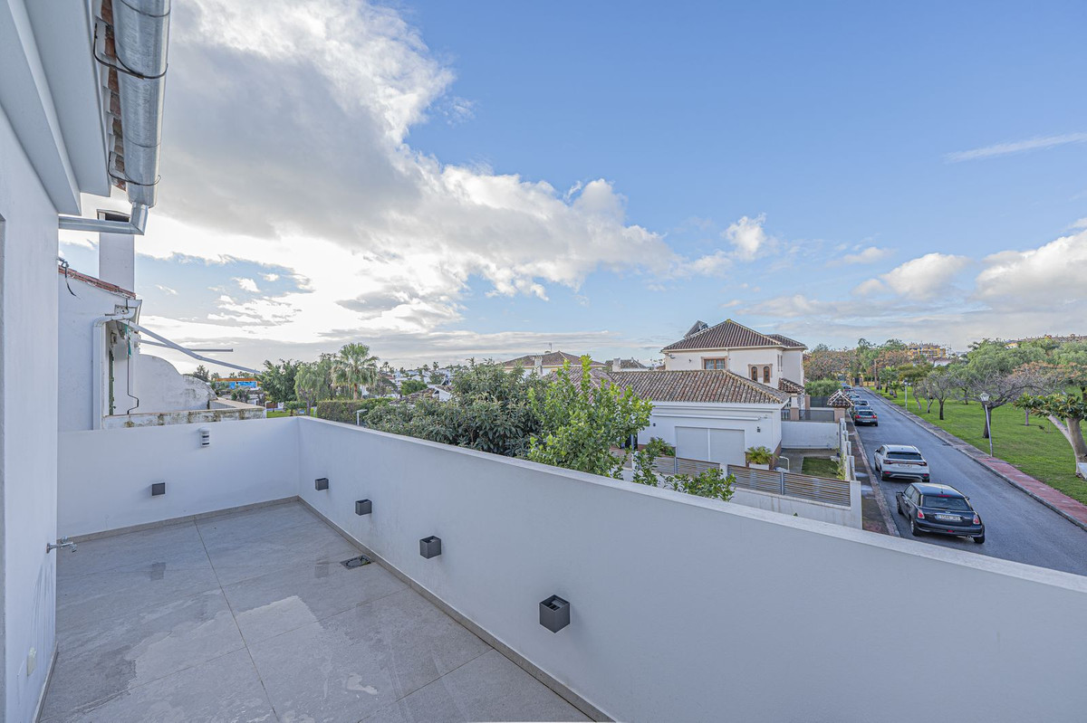 Huis te koop in San Pedro de Alcántara | 4 slaapkamers H5292142