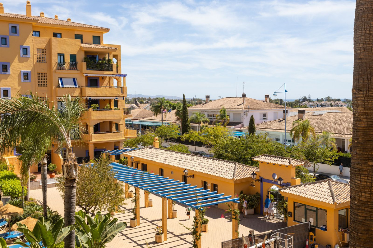 Appartement te koop in San Pedro de Alcántara | 2 slaapkamers H5294482