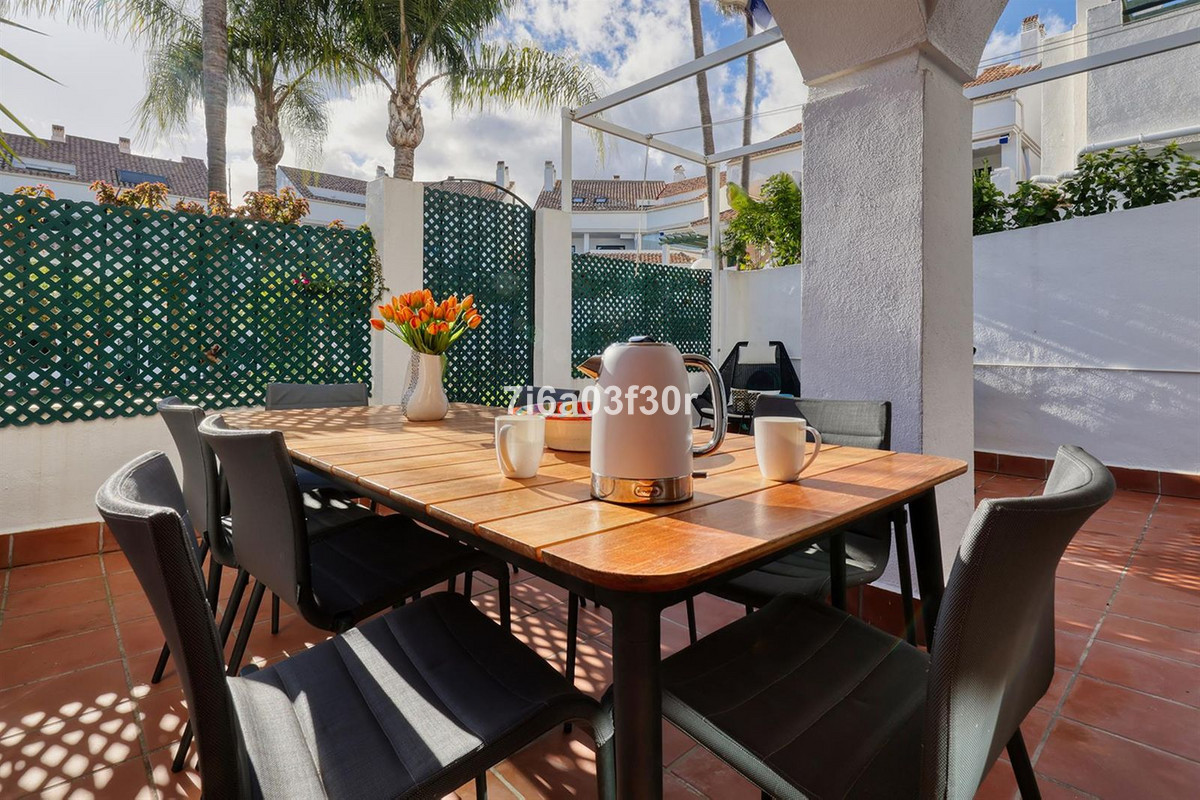 Huis te koop in San Pedro de Alcántara | 4 slaapkamers H5295286