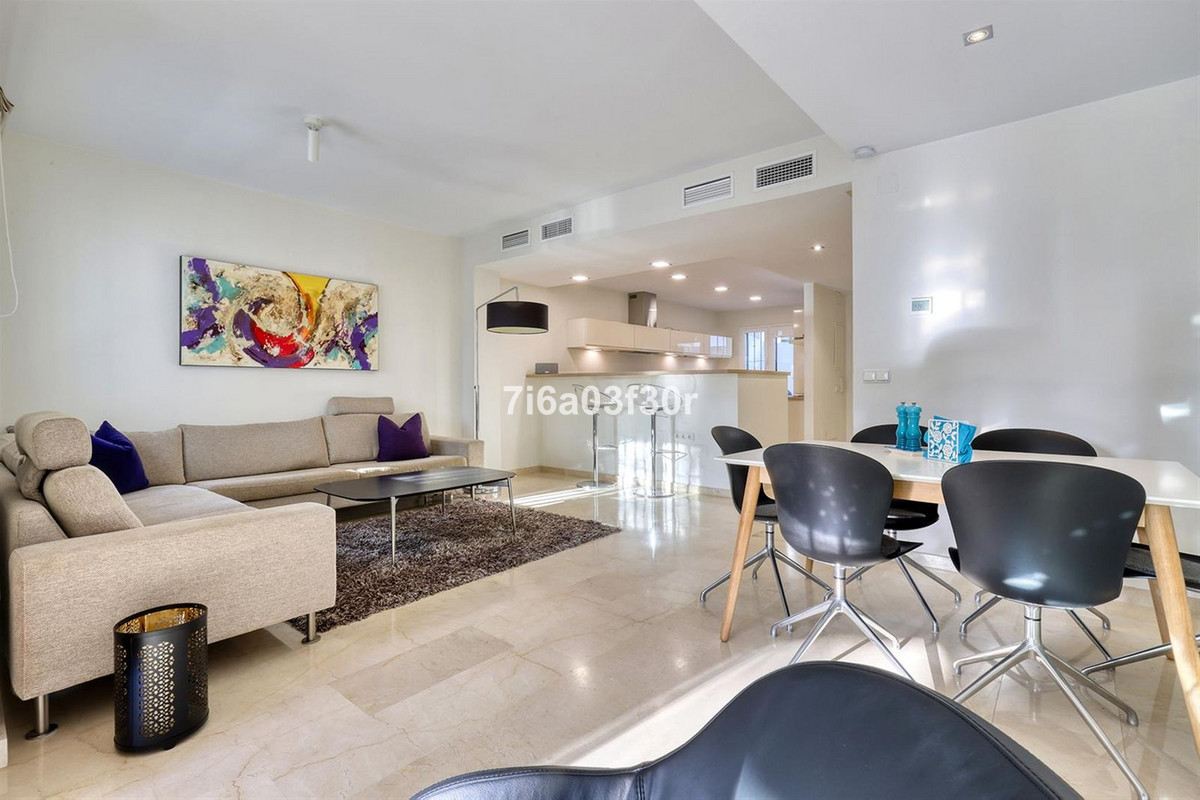 Huis te koop in San Pedro de Alcántara | 4 slaapkamers H5295286