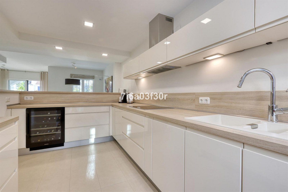 Huis te koop in San Pedro de Alcántara | 4 slaapkamers H5295286