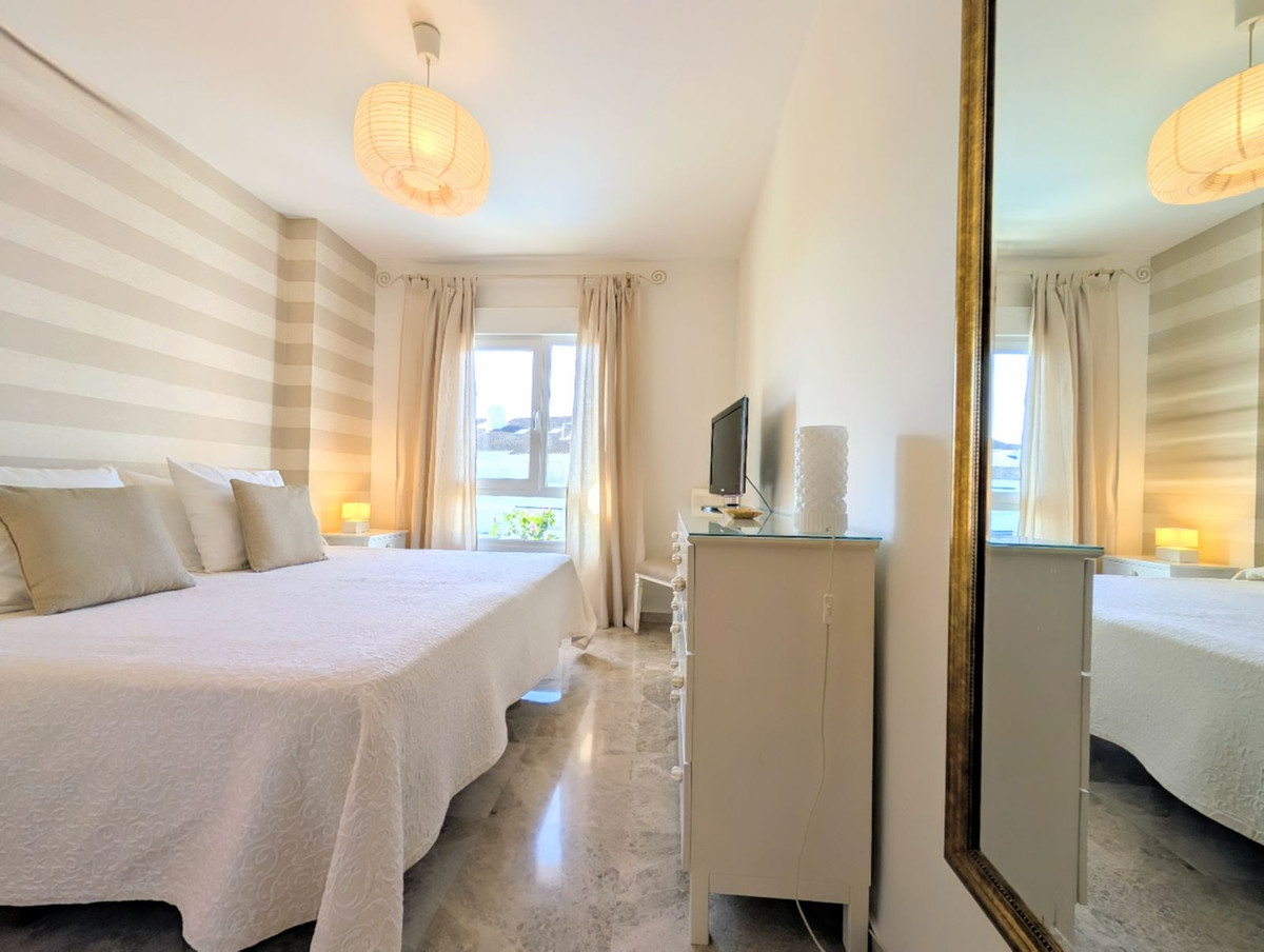 Appartement te koop in San Pedro de Alcántara | 4 slaapkamers H5296789