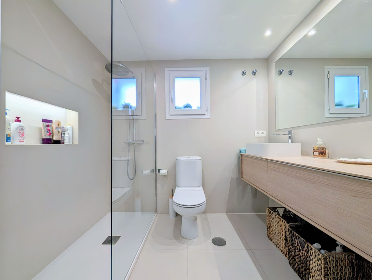 Appartement te koop in San Pedro de Alcántara | 4 slaapkamers H5296789