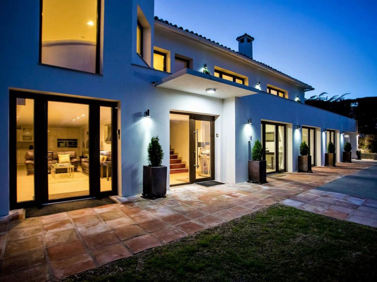 Huis te koop in San Pedro de Alcántara | 7 slaapkamers H5297293