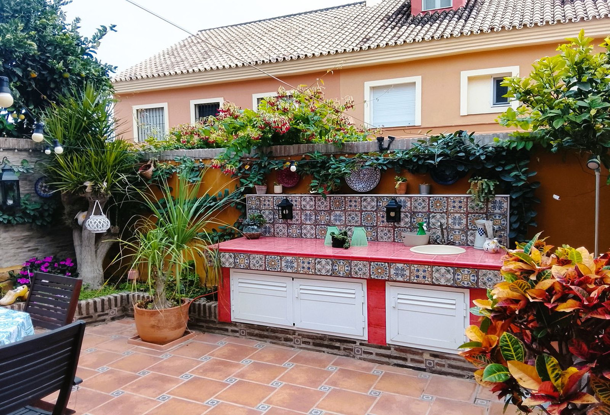 Huis te koop in San Pedro de Alcántara | 4 slaapkamers H5304337