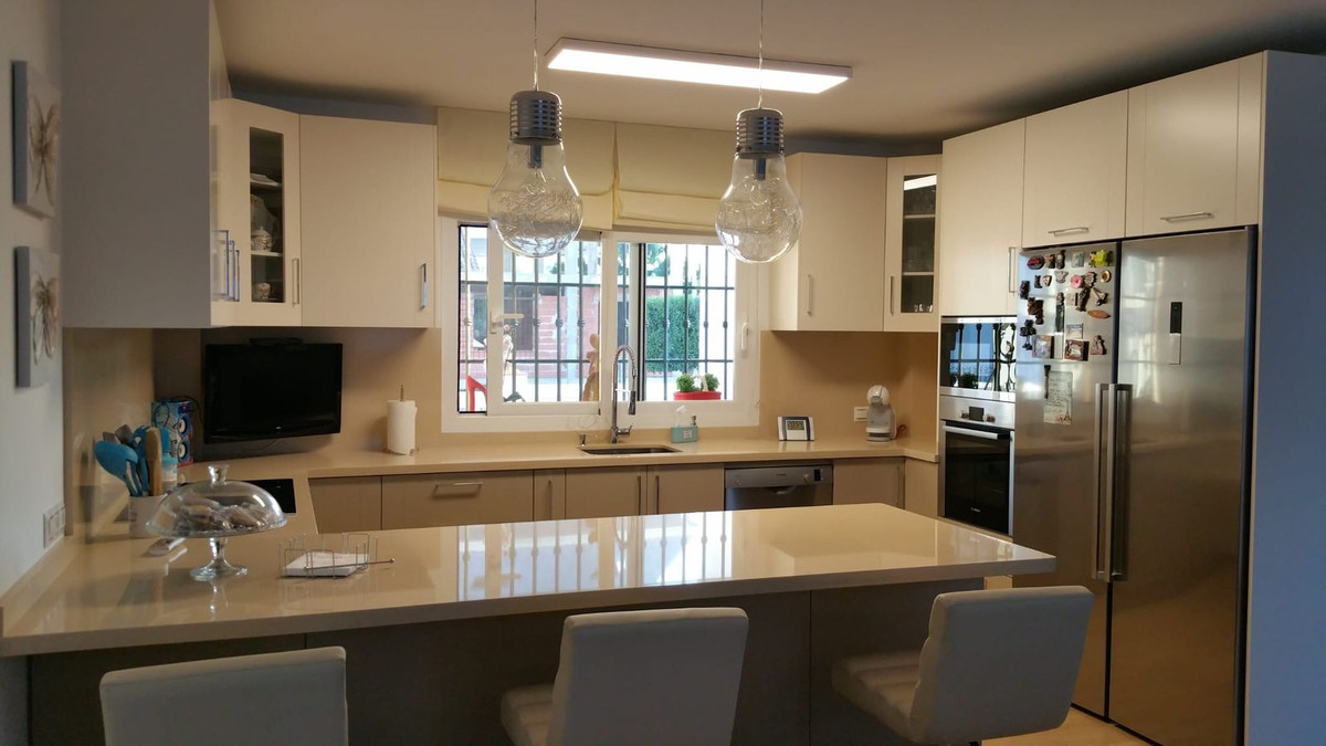 Huis te koop in San Pedro de Alcántara | 6 slaapkamers H5309653