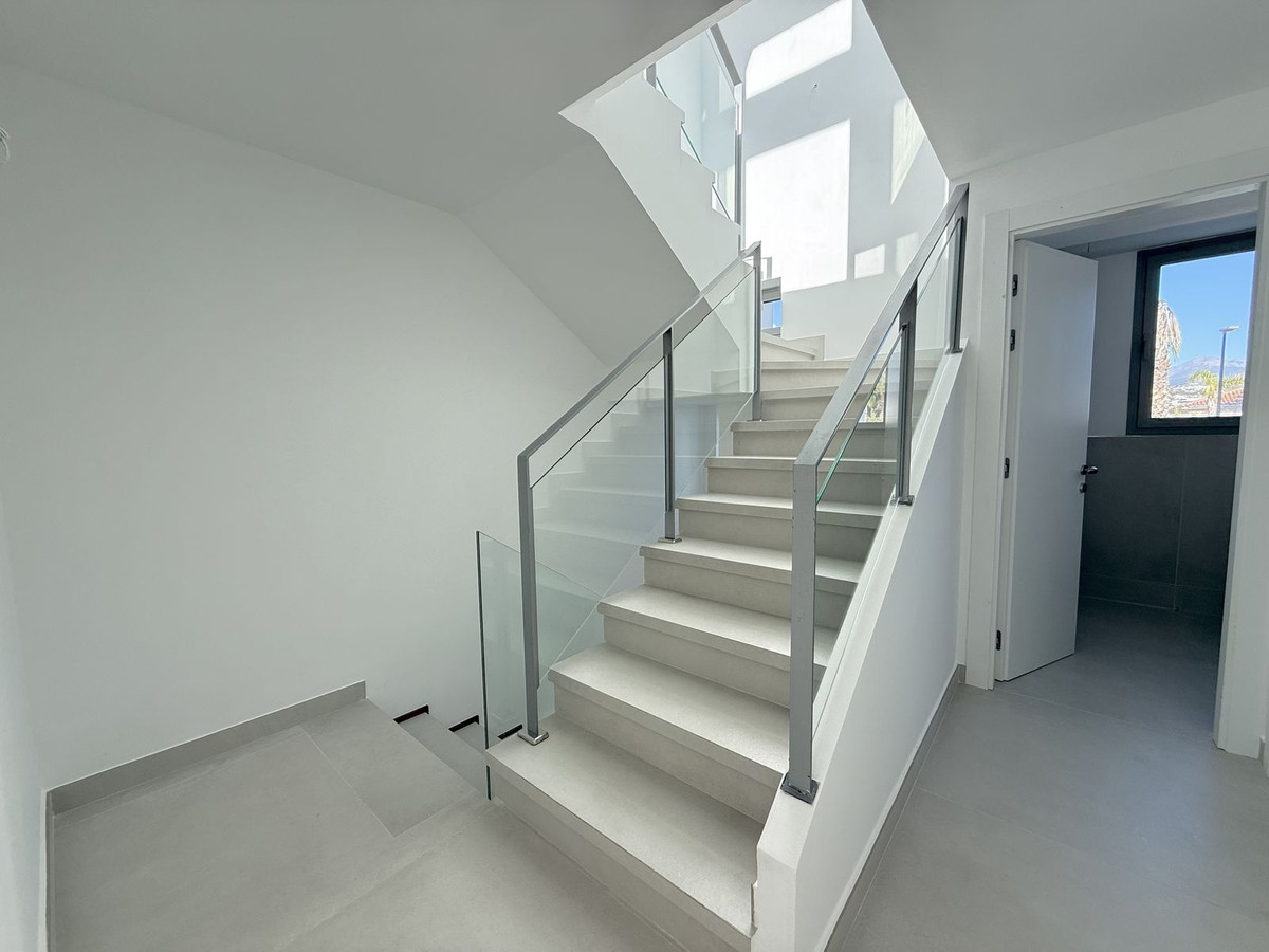 Huis te koop in San Pedro de Alcántara | 3 slaapkamers H5309839