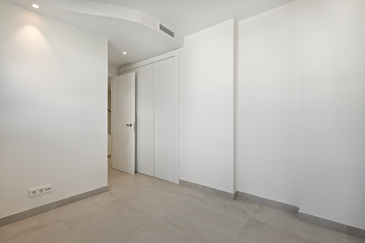 Huis te koop in San Pedro de Alcántara | 4 slaapkamers H5338294